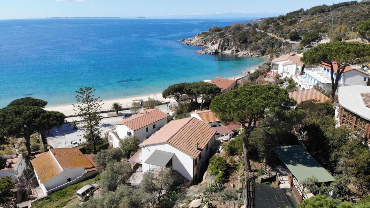 Appartamenti Cavoli - Vista Mare Con Terrazze, Clima E Posti Auto Spiaggia di Cavoli Eksteriør billede