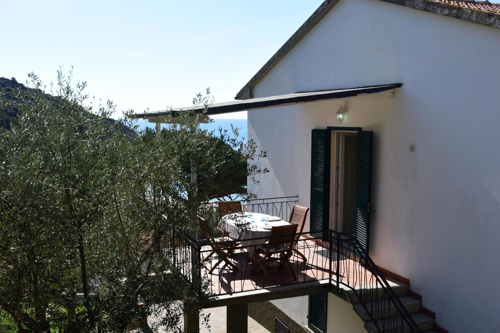 Appartamenti Cavoli - Vista Mare Con Terrazze, Clima E Posti Auto Spiaggia di Cavoli Eksteriør billede