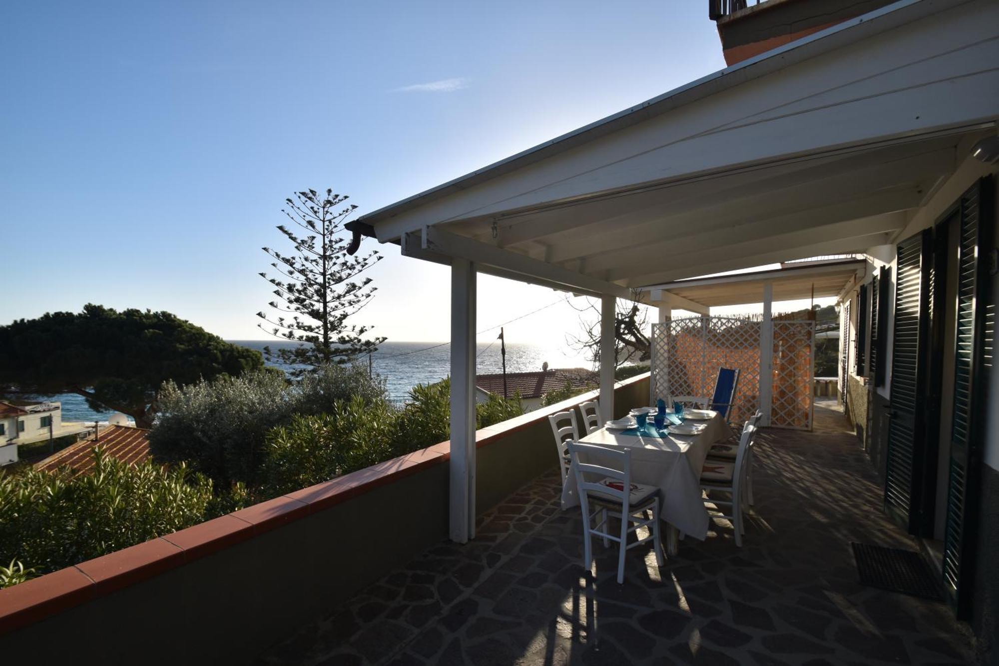 Appartamenti Cavoli - Vista Mare Con Terrazze, Clima E Posti Auto Spiaggia di Cavoli Eksteriør billede