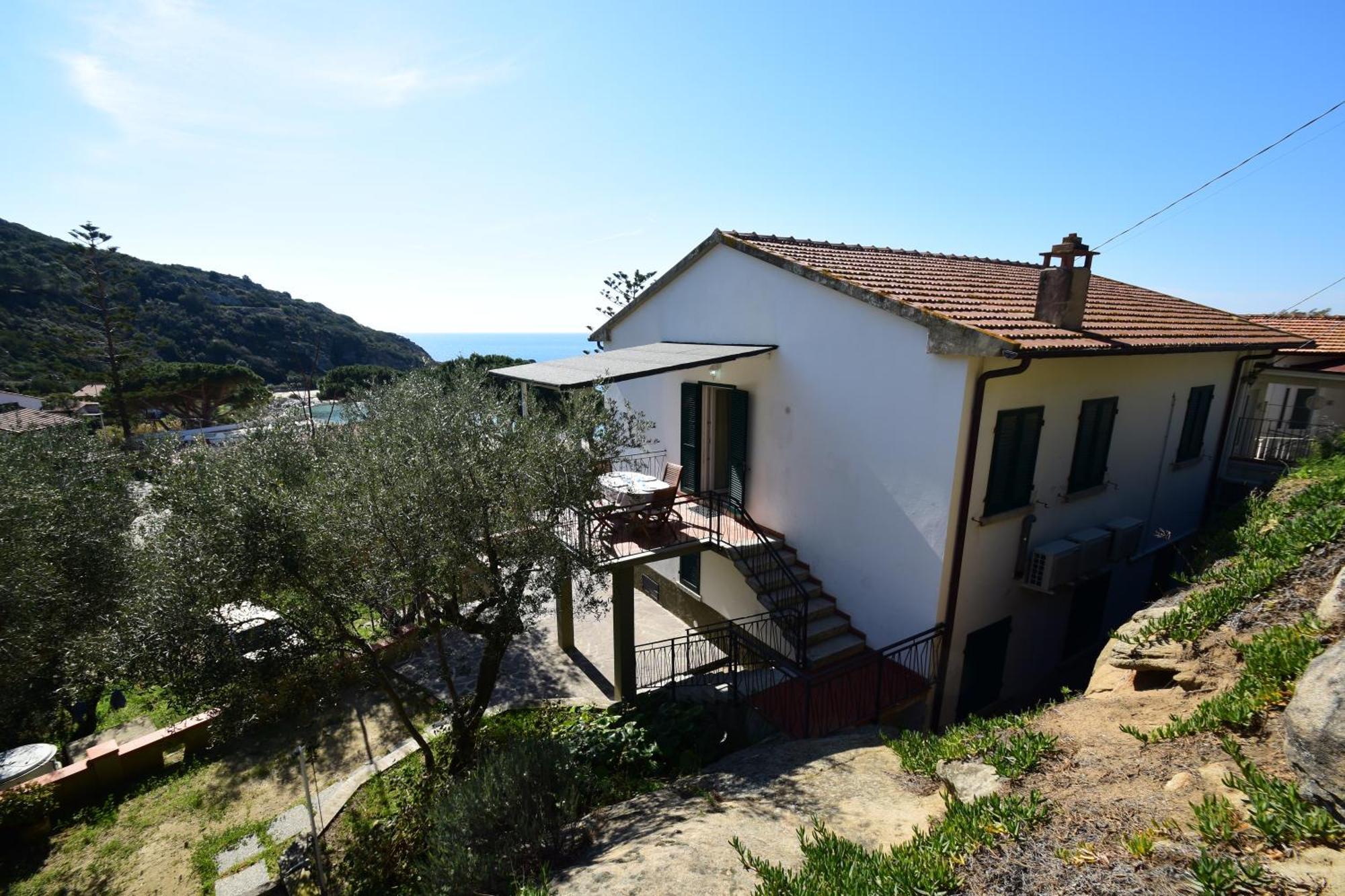 Appartamenti Cavoli - Vista Mare Con Terrazze, Clima E Posti Auto Spiaggia di Cavoli Eksteriør billede